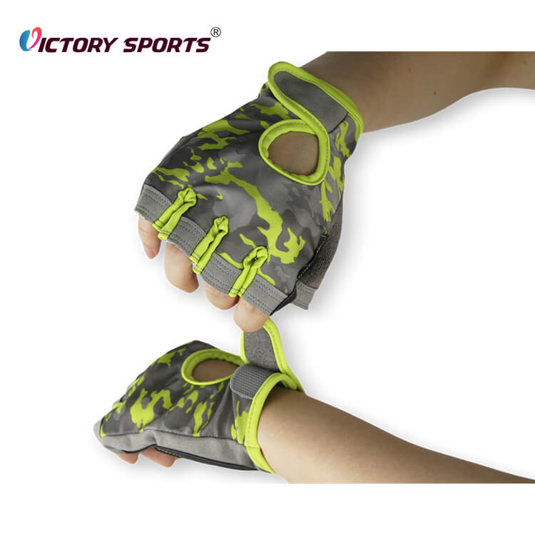 Fingerless Gym Gloves with Palm Protect - Image 3