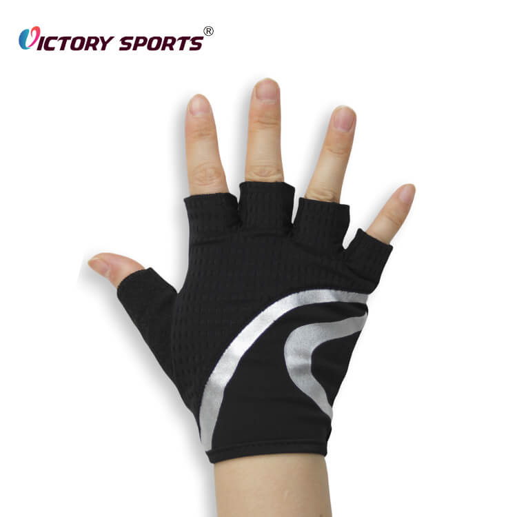 Half Finger Workout Gloves - Image 4